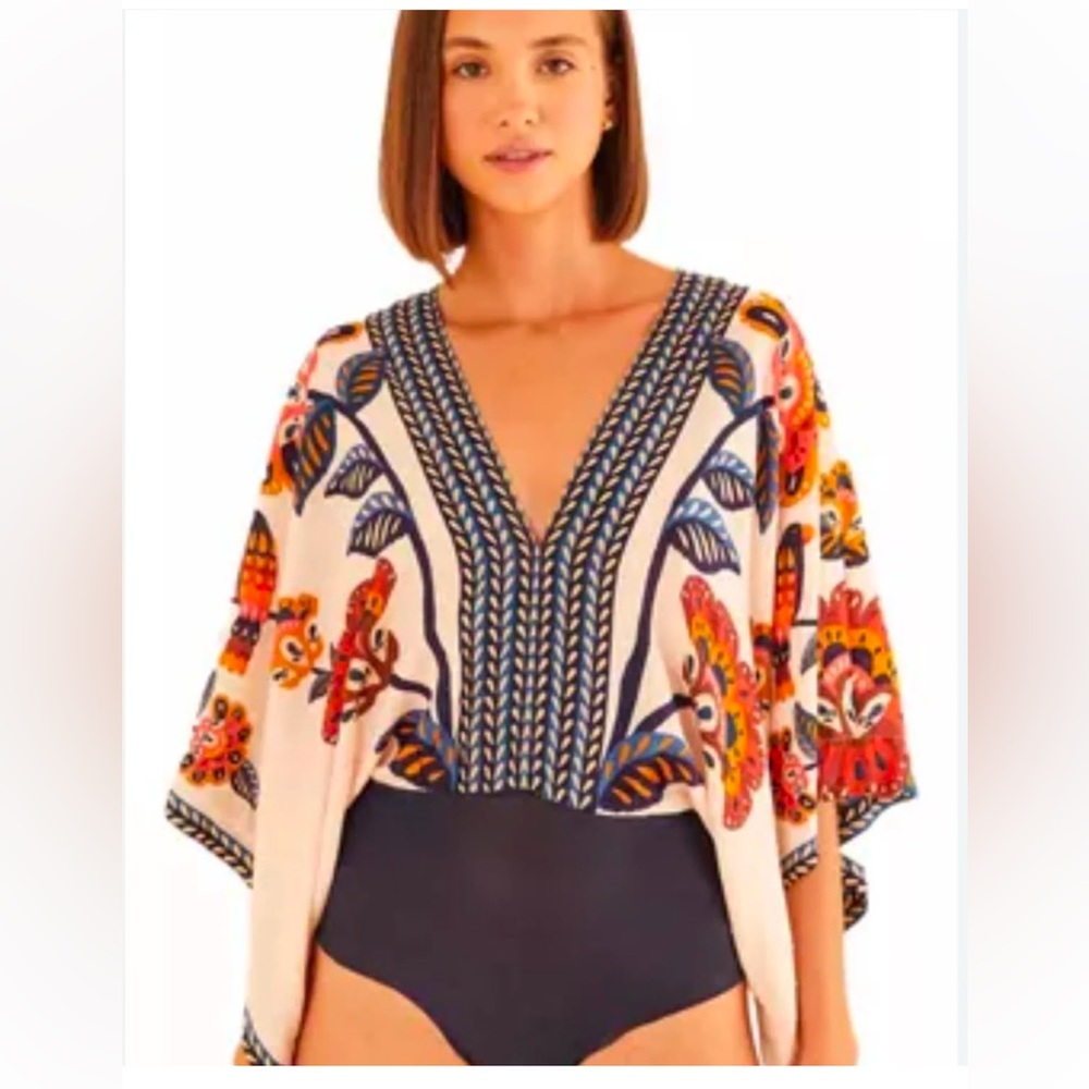 Sold M ! S available 

Farm Rio bodysuit butterfly kaftan sleeves with Back ties